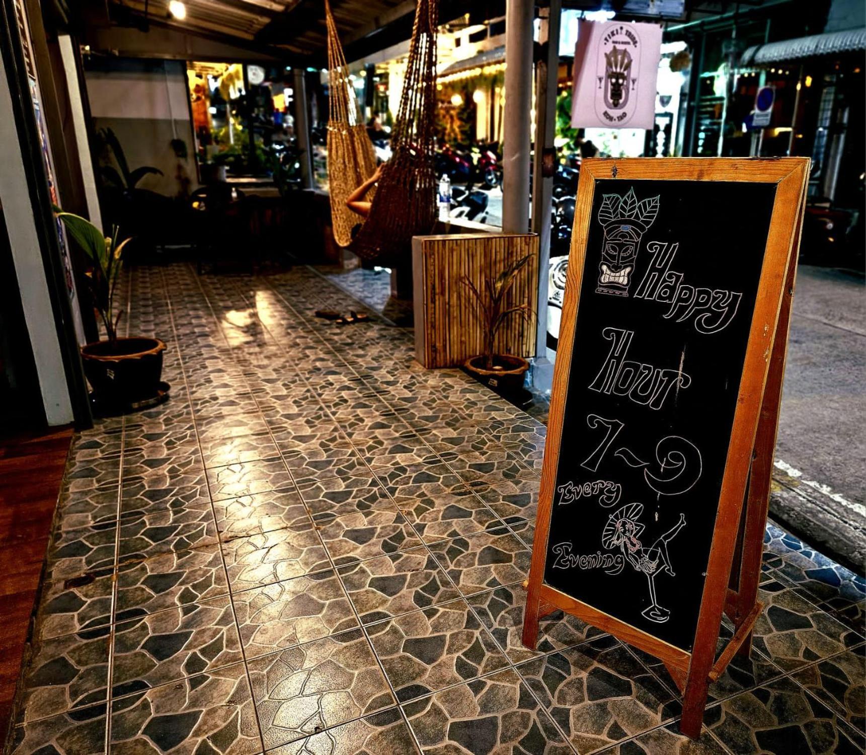 Tiki Tribe Bar & Hostel Ko Tao Exterior photo