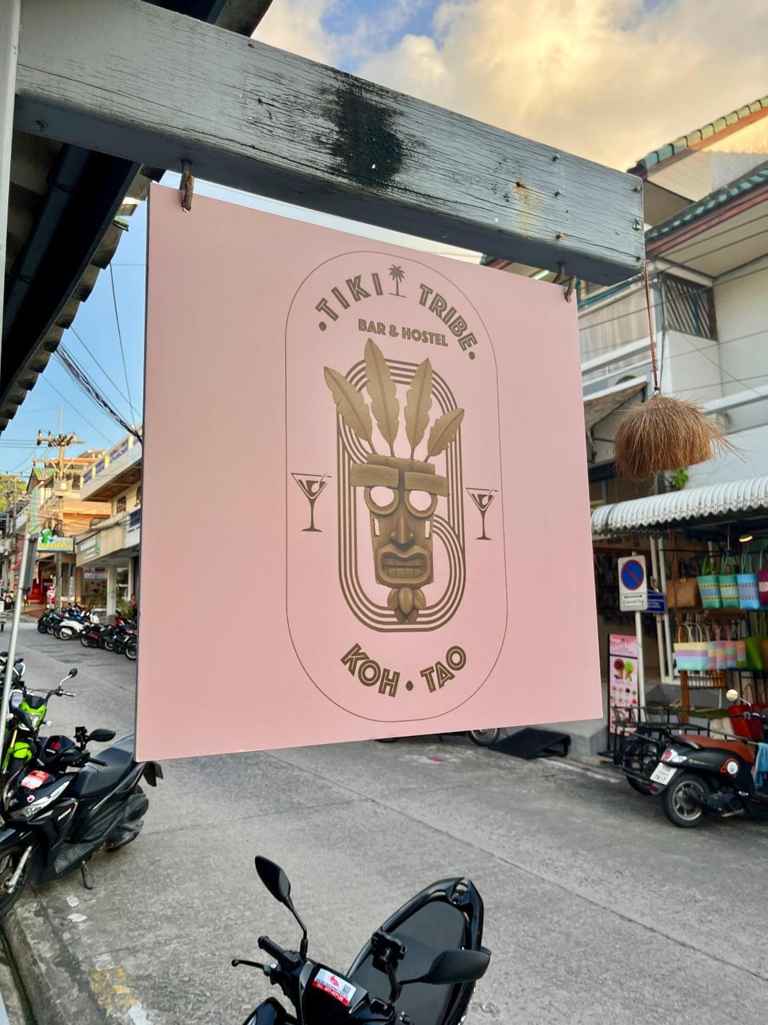 Tiki Tribe Bar & Hostel Ko Tao Exterior photo