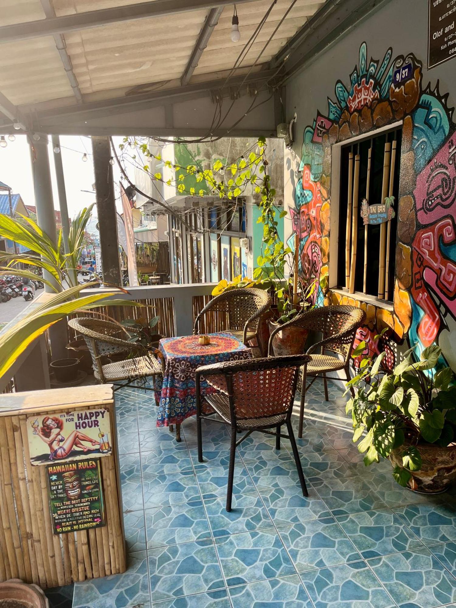 Tiki Tribe Bar & Hostel Ko Tao Exterior photo
